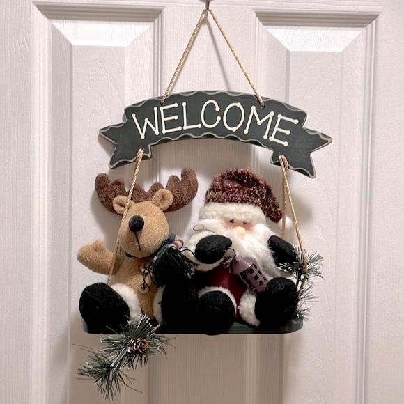 Swinging Santa Clause & Reindeer Door Hanger - Picture 1 of 5